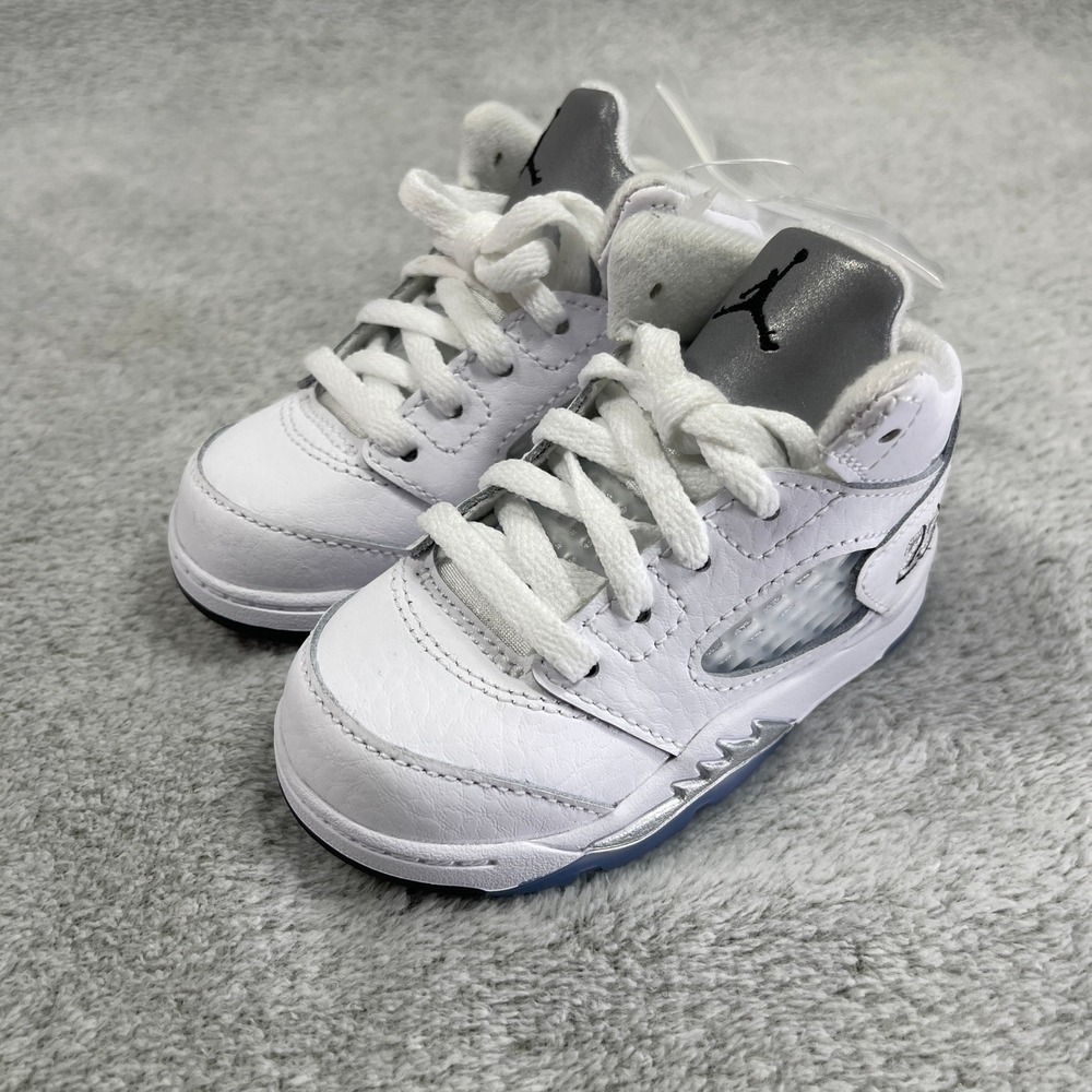 Nike Air Jordan Sneakers Kids 5C White Retro 5 Metallic Silver Shoes HQ7981-103